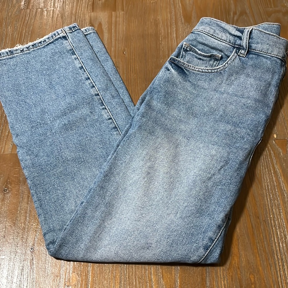 DL1961 straight leg denim jeans
